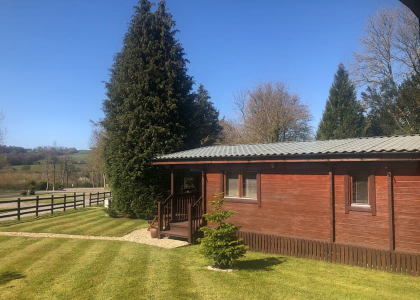 Oat Hill Lodge | Oat Hill Lodge - Oathill Farm Lodges, Crewkerne