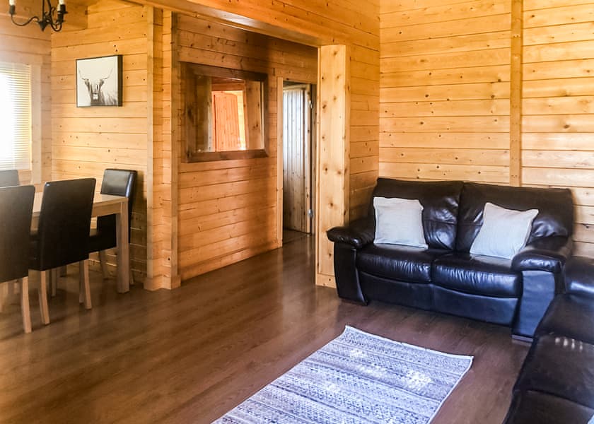 Oat Hill Lodge | Oat Hill Lodge - Oathill Farm Lodges, Crewkerne