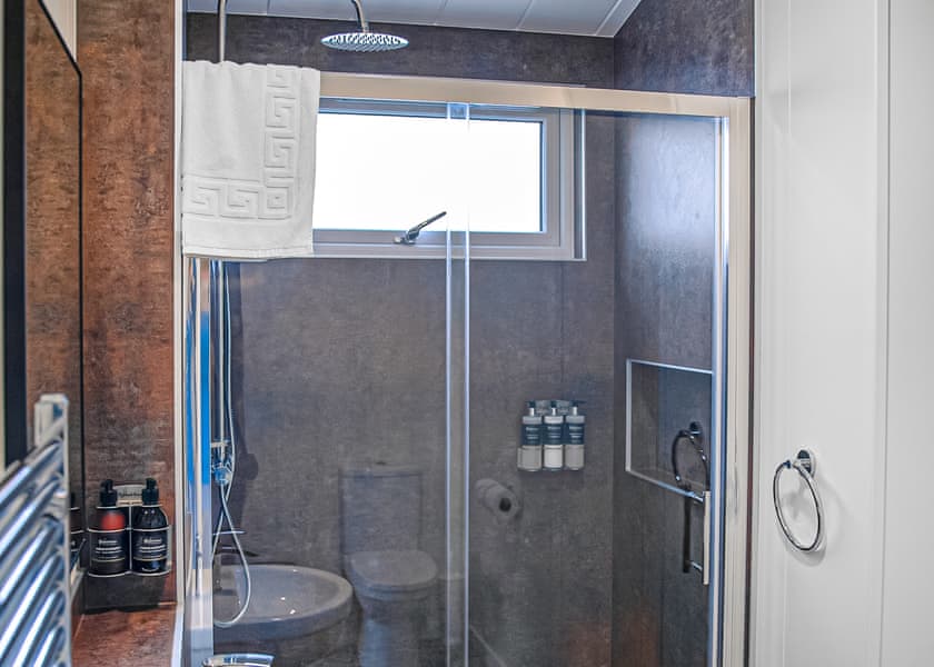 Nevis Hot Tub 2 - Ben Nevis Holiday Park, Camaghael, Fort William