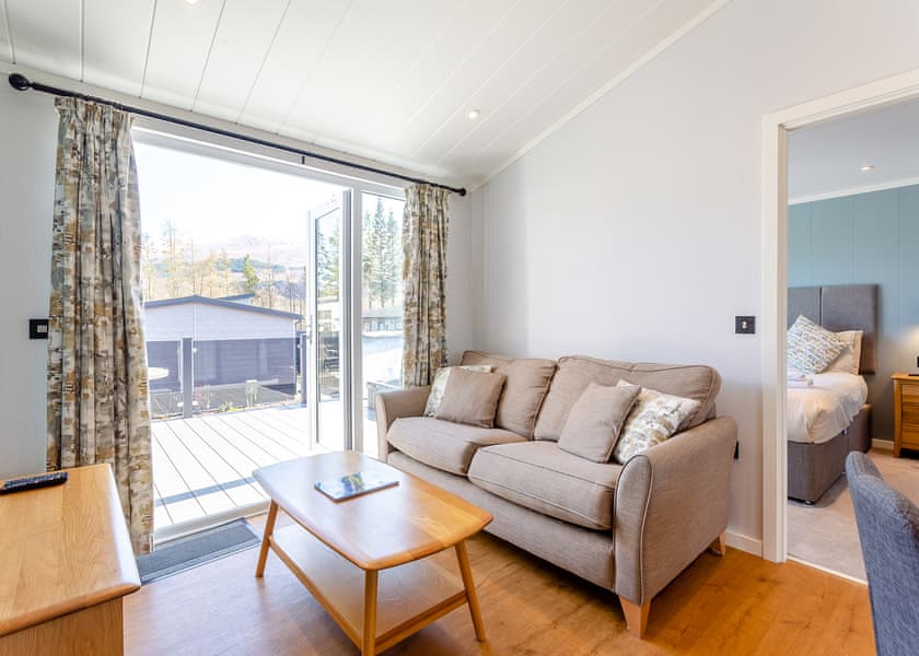 Nevis Hot Tub 1 - Ben Nevis Holiday Park, Camaghael, Fort William