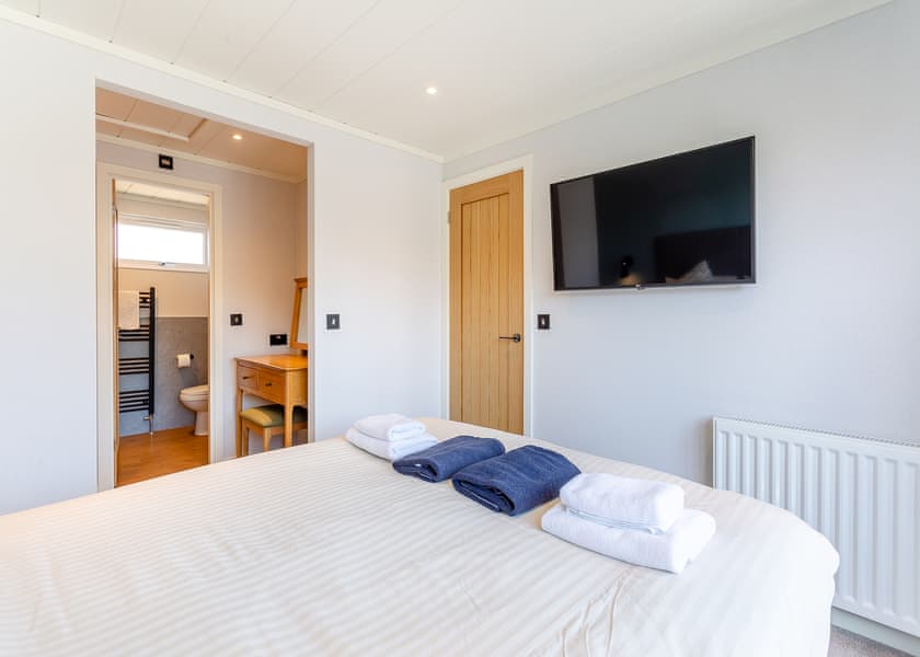 Nevis Hot Tub 1 - Ben Nevis Holiday Park, Camaghael, Fort William