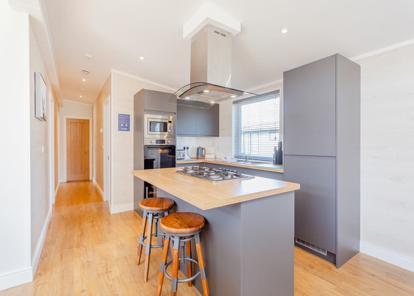 Nevis Hot Tub 4 - Ben Nevis Holiday Park, Camaghael, Fort William