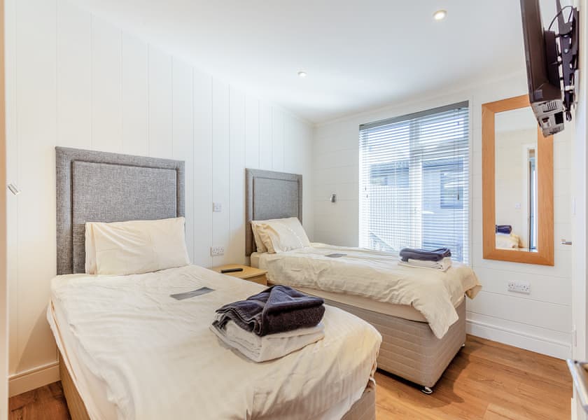 Nevis Hot Tub 4 - Ben Nevis Holiday Park, Camaghael, Fort William