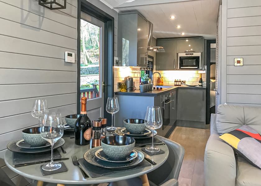 Harlech Lodge - Ogwen Bank Caravan & Lodge Park, Snowdonia