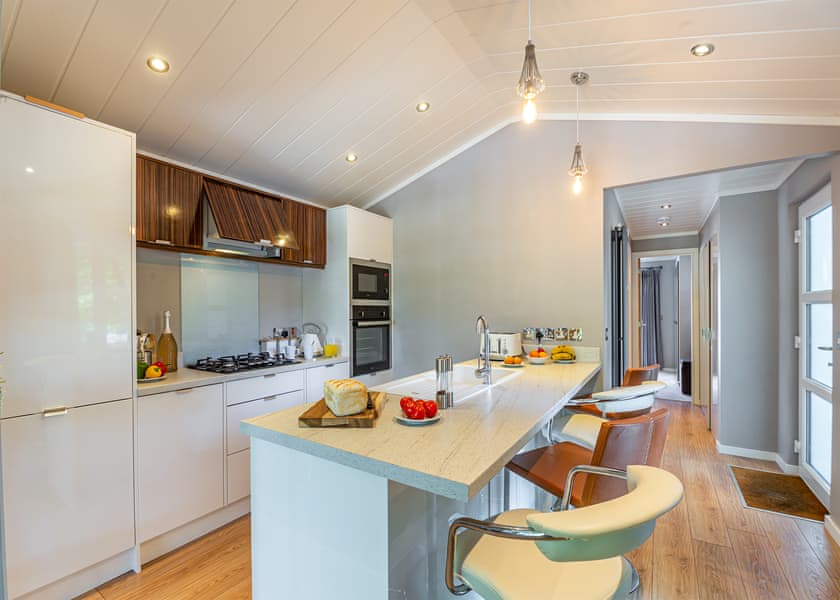 The Watchtower (Pet) - Ogwen Bank Caravan & Lodge Park, Snowdonia