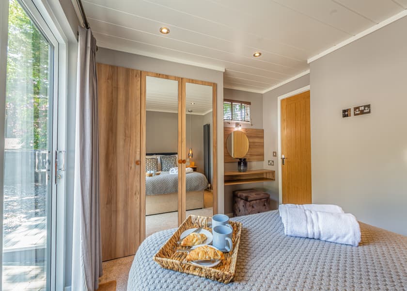 The Watchtower (Pet) - Ogwen Bank Caravan & Lodge Park, Snowdonia