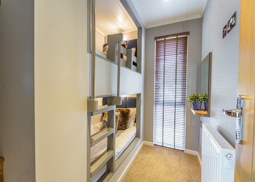 The Watchtower (Pet) - Ogwen Bank Caravan & Lodge Park, Snowdonia