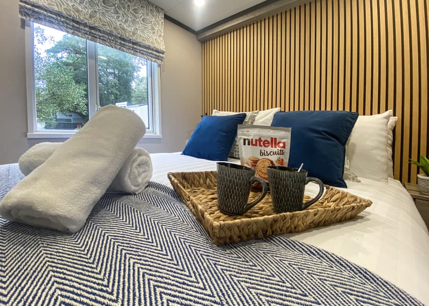 Riverside Hideout - Ogwen Bank Caravan & Lodge Park, Snowdonia