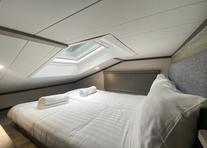 Riverside Hideout - Ogwen Bank Caravan & Lodge Park, Snowdonia