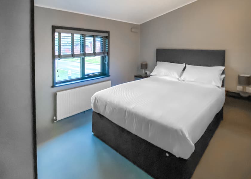 Penrhyn Spa (Pet) - Ogwen Bank Caravan & Lodge Park, Snowdonia