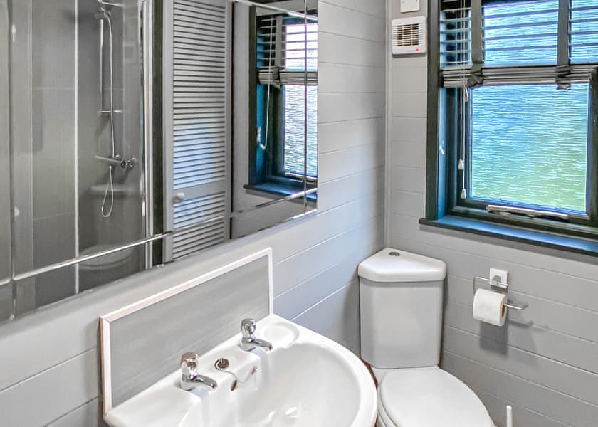 Penrhyn Spa (Pet) - Ogwen Bank Caravan & Lodge Park, Snowdonia