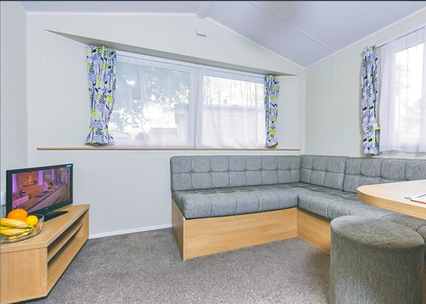 Pippin - Orchards Holiday Park, Newbridge, Nr Yarmouth