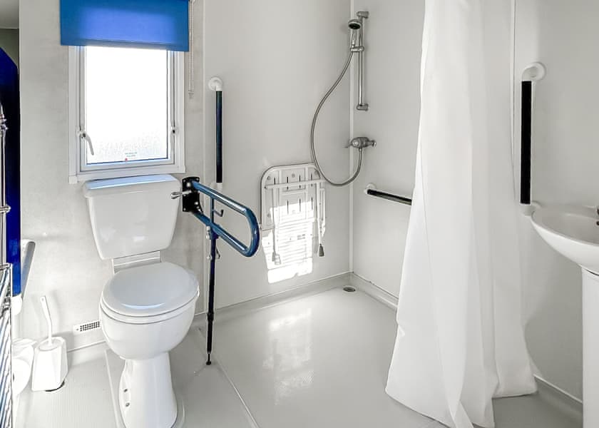 Gold Sovereign - Orchards Holiday Park, Newbridge, Nr Yarmouth