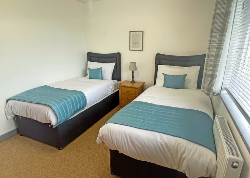 Orchard House - Orchards Holiday Park, Newbridge, Nr Yarmouth