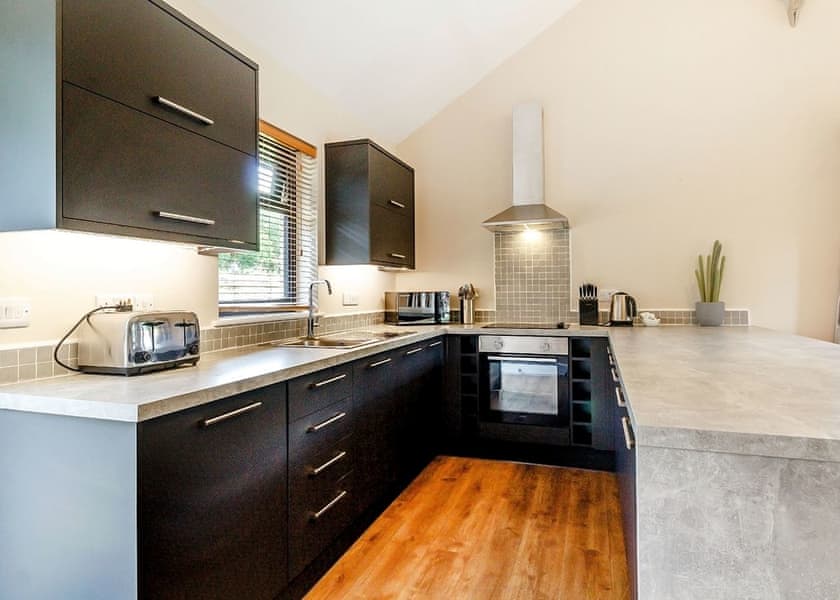 Hollytree Lodge - Oakwood Lodges, South Duffield, Nr York