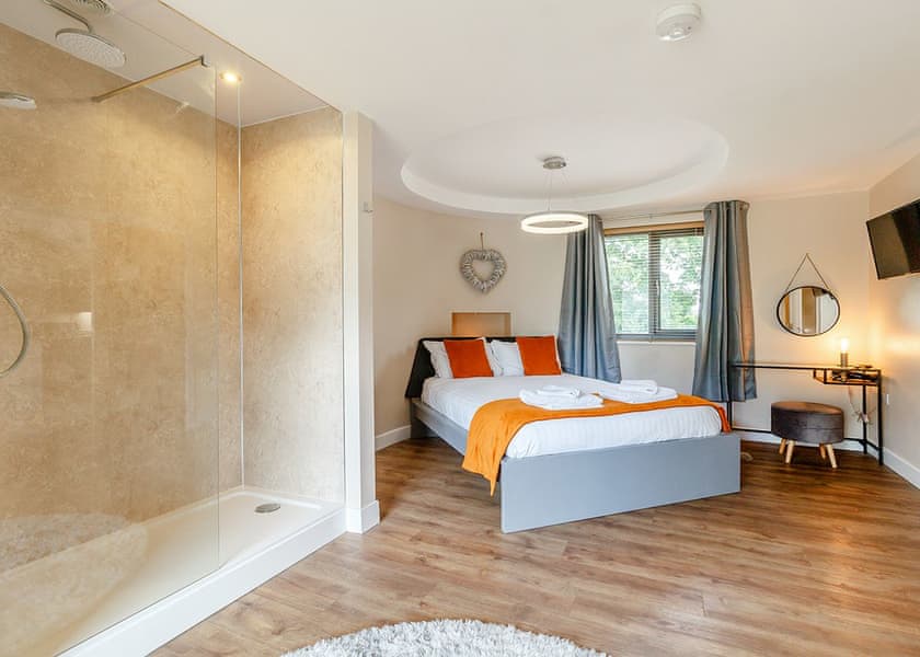 Hollytree Lodge - Oakwood Lodges, South Duffield, Nr York