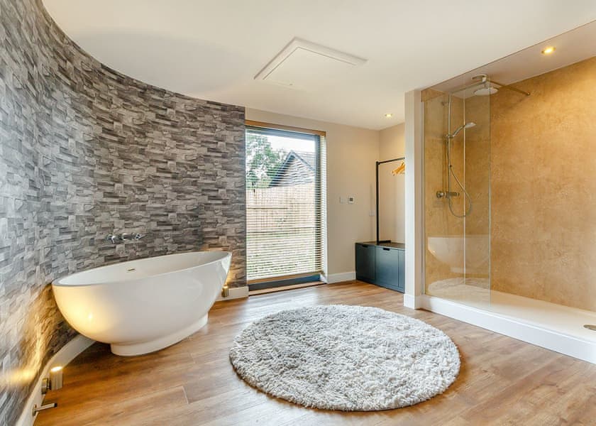 Hollytree Lodge - Oakwood Lodges, South Duffield, Nr York