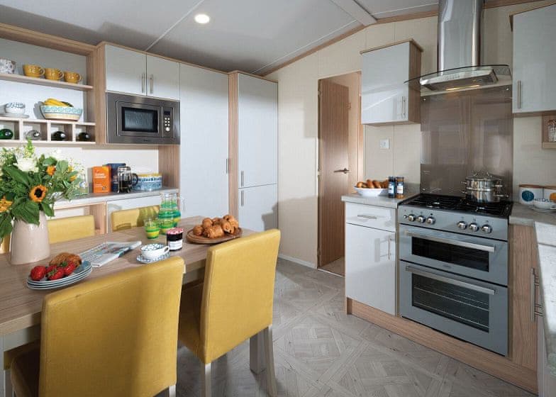 Comfort Caravan 4 Hot Tub - Devon Hills Holiday Park, Paignton