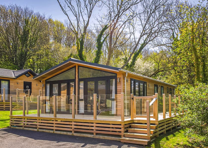 Cedar Lodge 9 - Osmington Mills Lodge Park, Weymouth