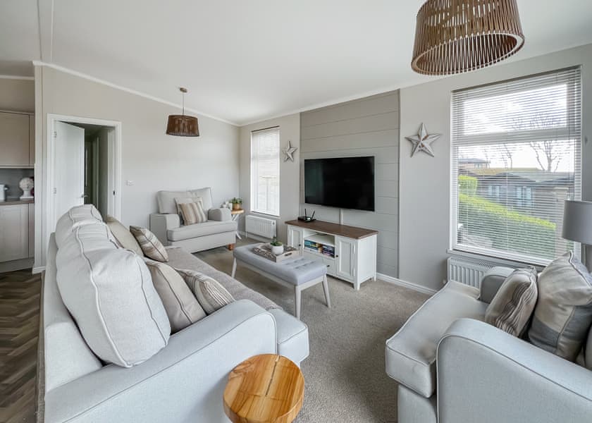 Kingfisher 18 (Pet) - Osmington Mills Lodge Park, Weymouth