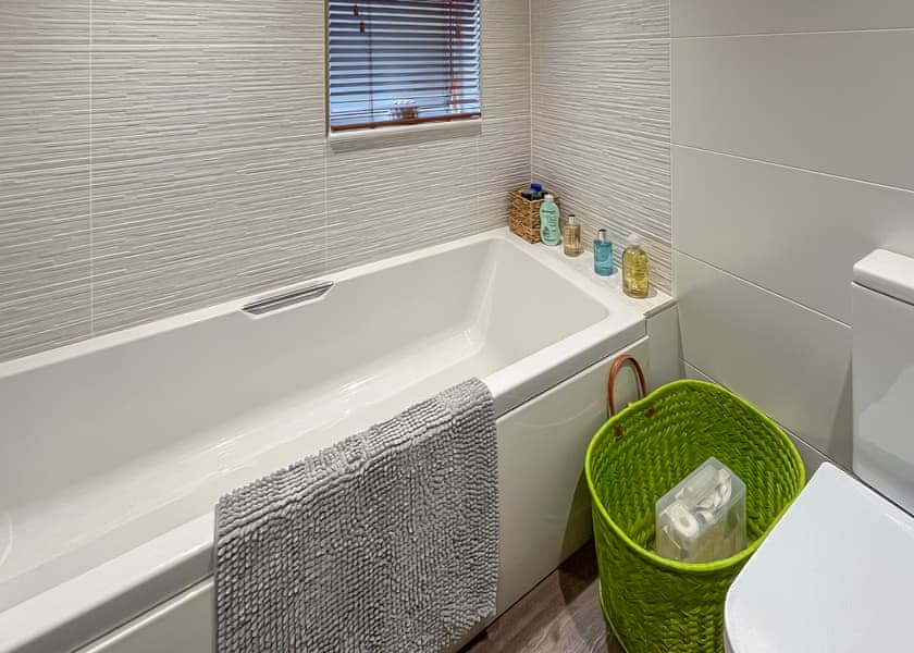 4 berth luxury lodge with sea views - Osmington Mills Lodge Park, Weymouth