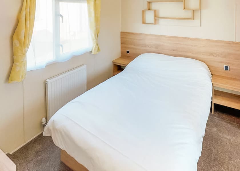 Gold 2 Caravan with DeckingLP28515 - St Osyth and Martello Beach, St Osyth, Clacton-on-Sea