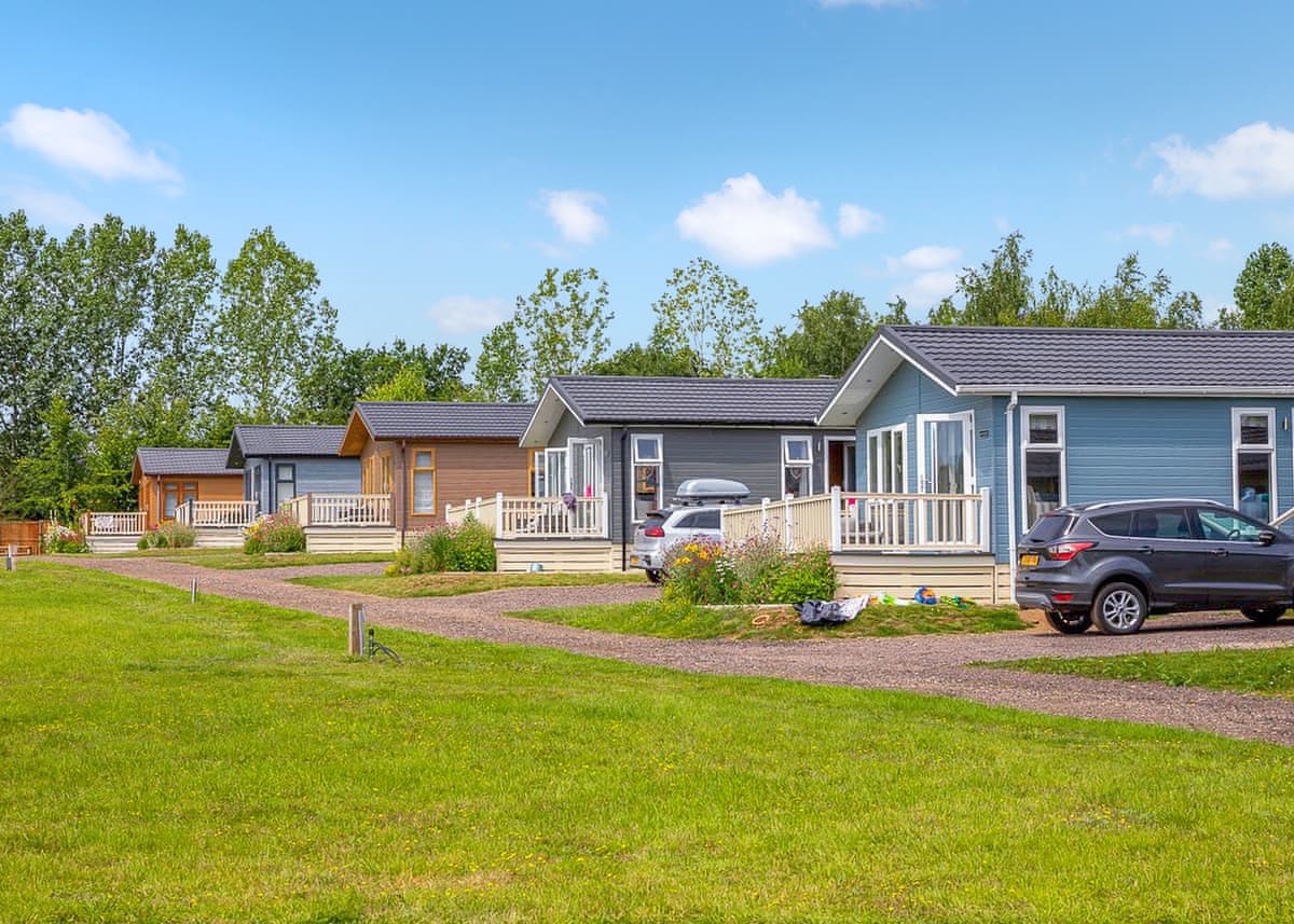 Otters Mead Boutique Lodges - Holiday lodge in East Anglia - Image 2