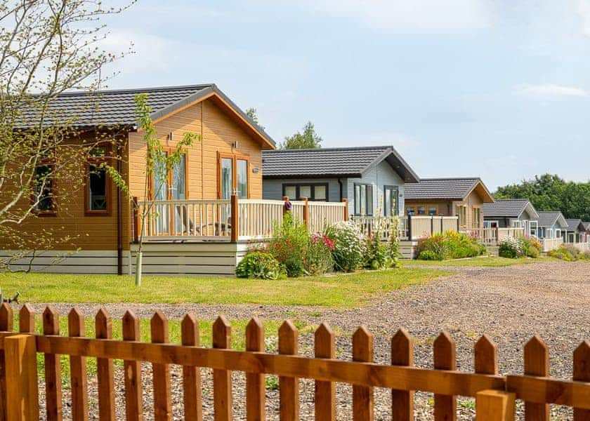 Otters Mead Boutique Lodges, Beetley, Dereham