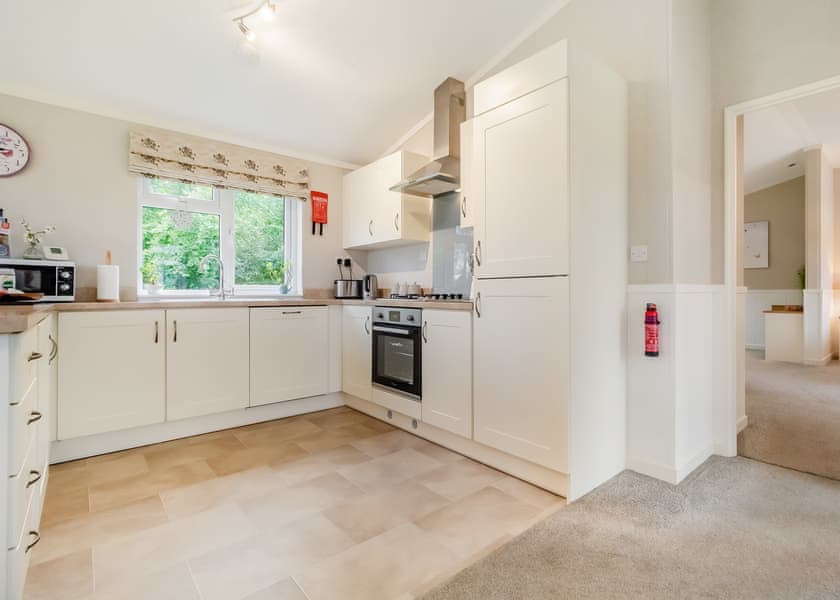 Mead One - Otters Mead Boutique Lodges, Beetley, Dereham