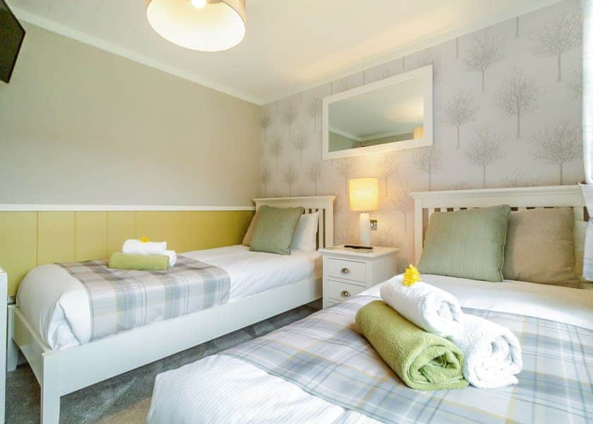 Mead Three - Otters Mead Boutique Lodges, Beetley, Dereham
