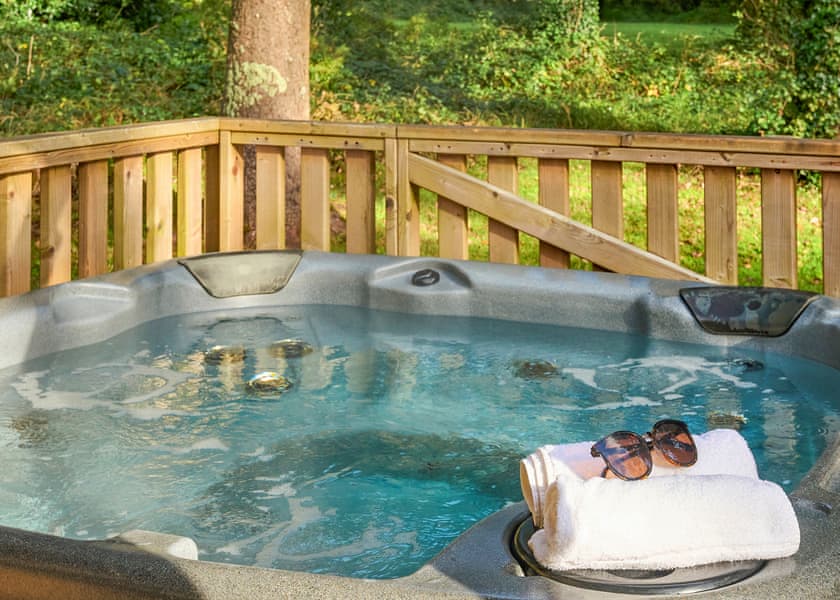 Safari Tent Pet - Cornish Meadows Holiday Park, Hayle