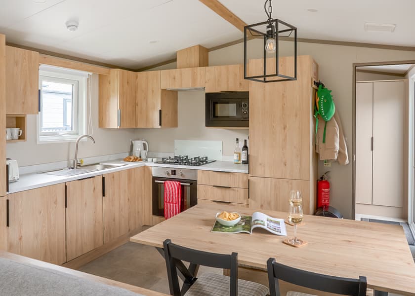 Luxury 2 bed HT (Pet) - Cornish Meadows Holiday Park, Hayle