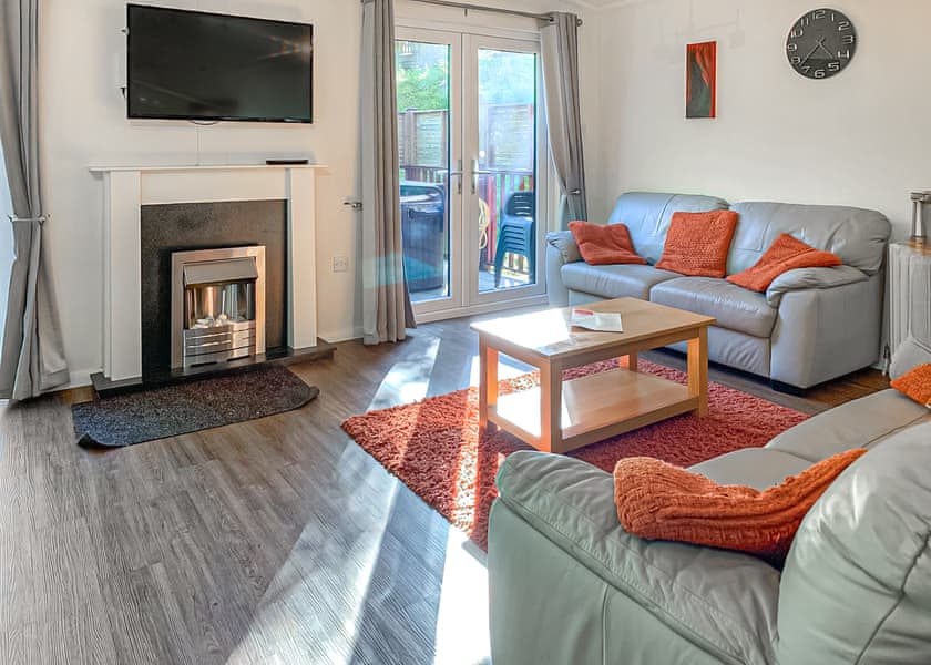 Classic Lodge Hot Tub 4 - Devon Hills Holiday Park, Paignton
