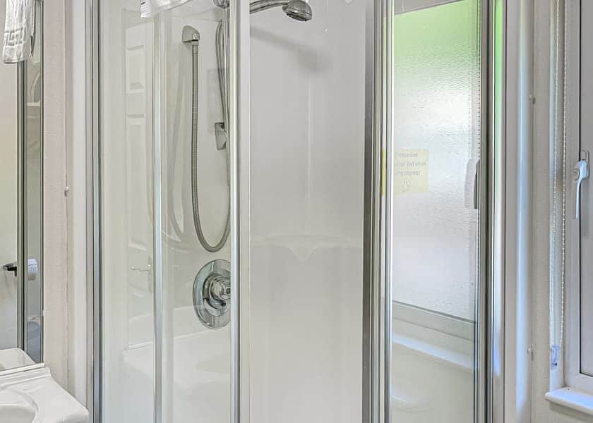 Classic Lodge Hot Tub 4 - Devon Hills Holiday Park, Paignton