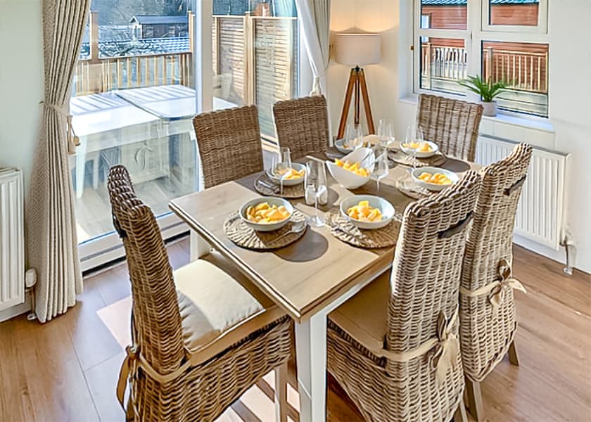 Comfort Plus Lodge 4, Comfort Plus Lodge 4 WF - Devon Hills Holiday Park, Paignton