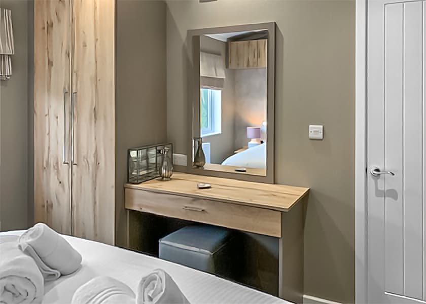 Comfort Plus Lodge 4, Comfort Plus Lodge 4 WF - Devon Hills Holiday Park, Paignton