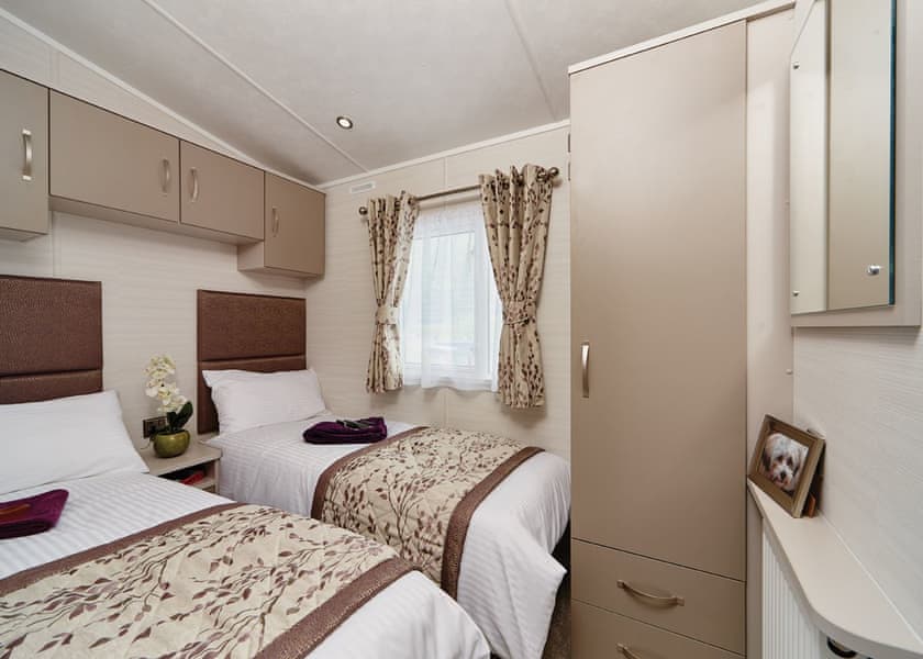 Comfort Holiday Home 4 (No Pet), Comfort Holiday Home 4 - Devon Hills Holiday Park, Paignton