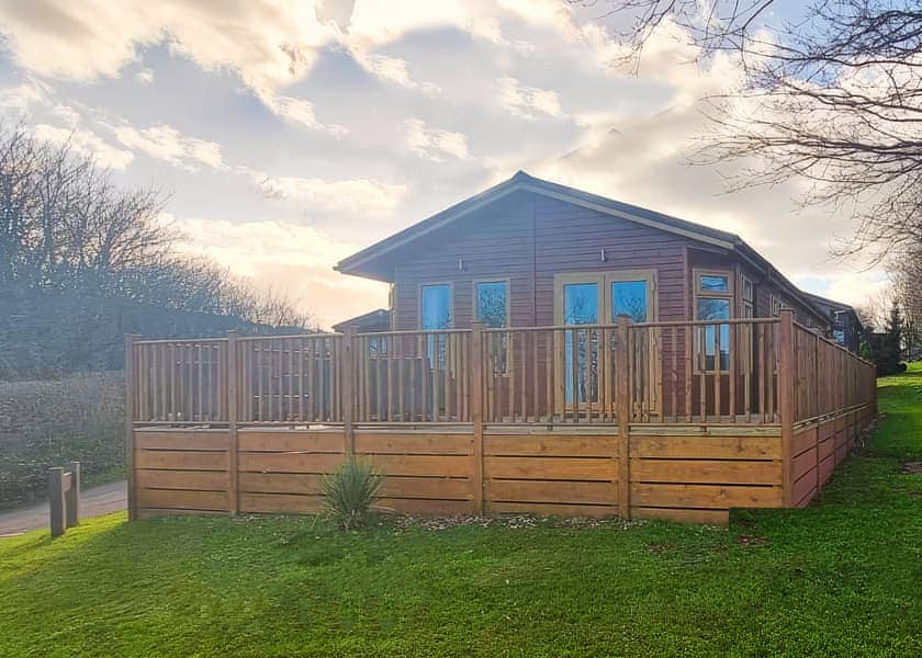 Comfort Plus Lodge 6 - Devon Hills Holiday Park, Paignton
