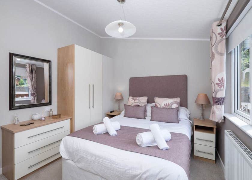Comfort Lodge 4 - Devon Hills Holiday Park, Paignton