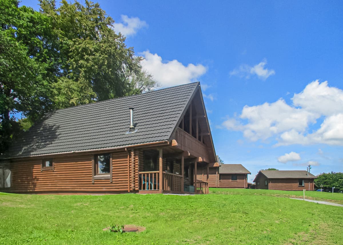 Pantglas Hall Lodges - Holiday lodge in South Wales - Image 3