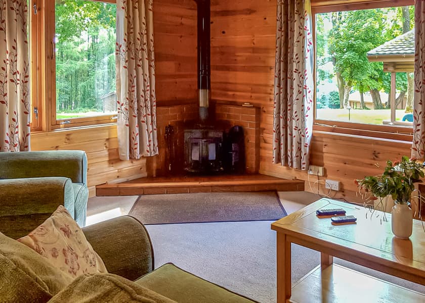Powys Lodge - Pantglas Hall Lodges, Llandeilo, Nr Carmarthen