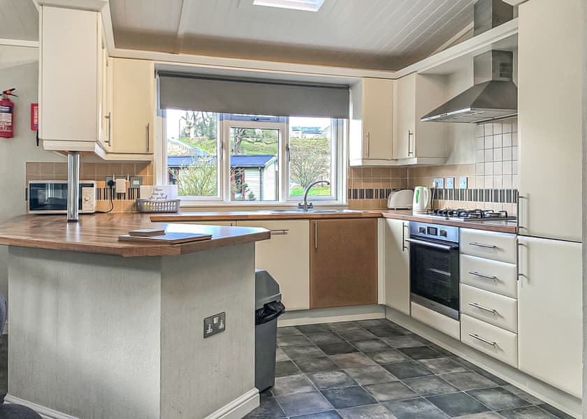 Cupola Lodge - Parmontley Hall Lodges, Whitfield, Hexham