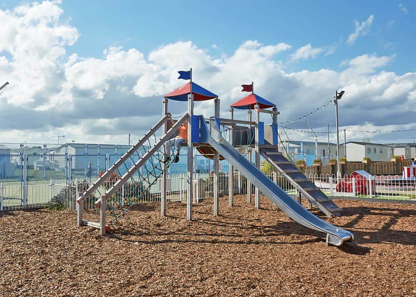 California Cliffs, Great Yarmouth