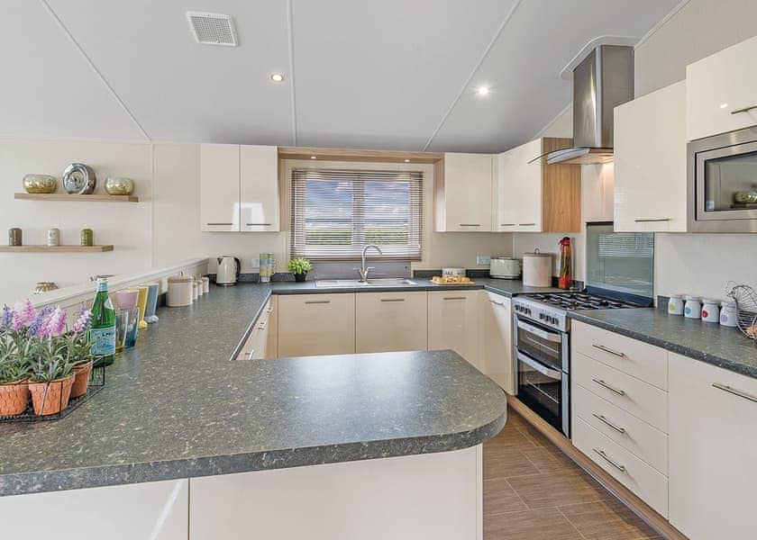 Typical Llangennith Lodge | Carmarthen Bay, Kidwelly, Carmarthenshire