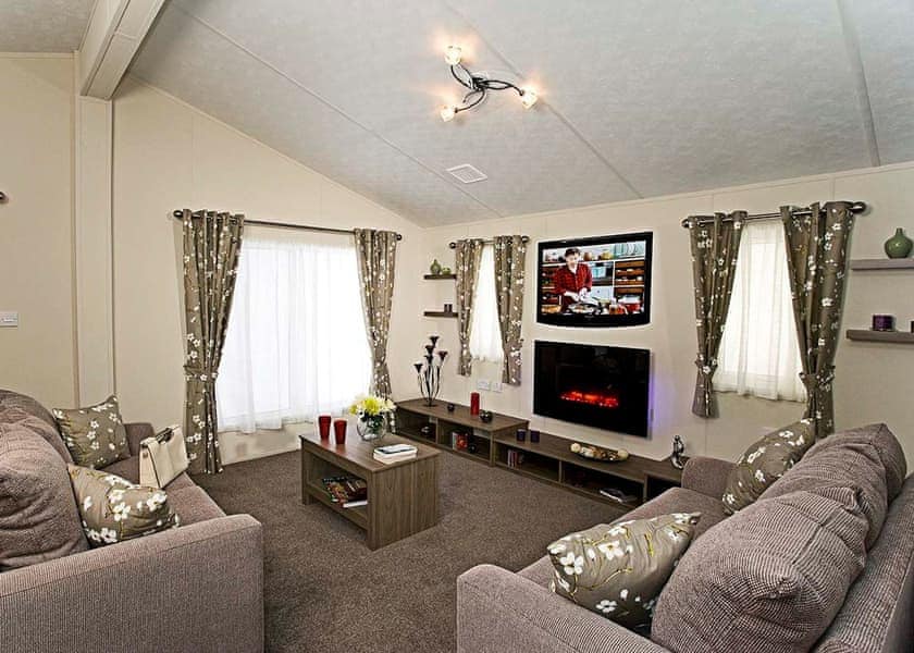 Poppit Lodge - Carmarthen Bay, Kidwelly, Carmarthenshire