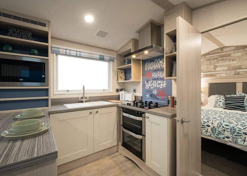 Stradey Pet Friendly - Carmarthen Bay, Kidwelly, Carmarthenshire