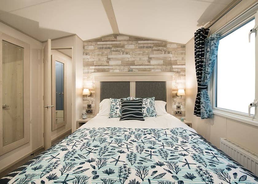 Stradey Pet Friendly - Carmarthen Bay, Kidwelly, Carmarthenshire