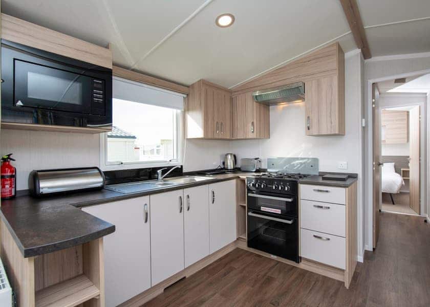 Llanybri - Carmarthen Bay, Kidwelly, Carmarthenshire