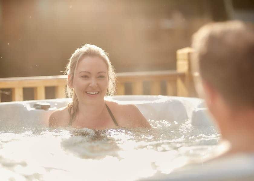Nightingale Lodge - Coopers Beach, Mersea Island, Colchester