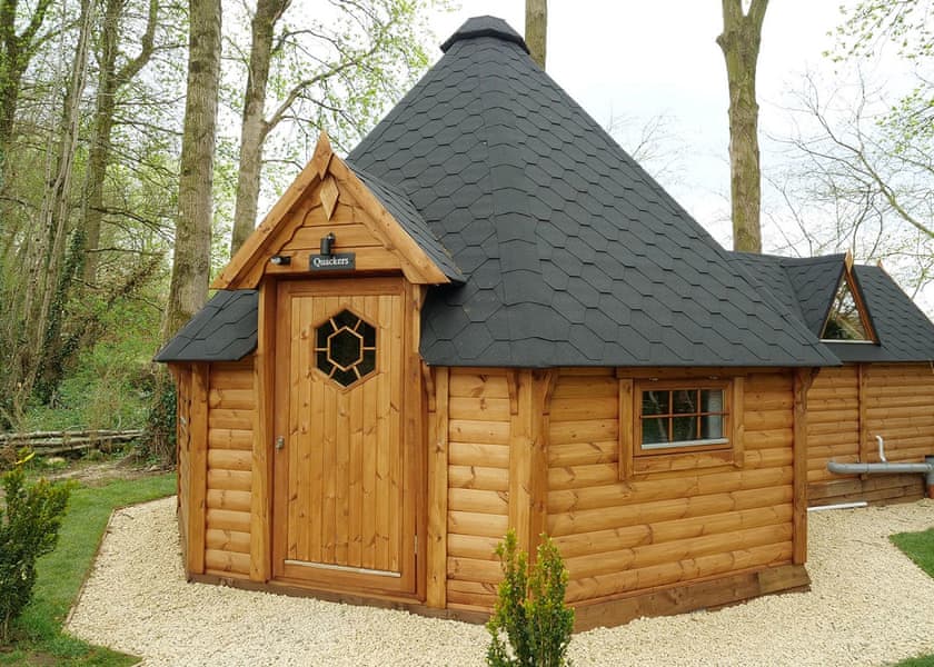 Quackers - Peckmoor Farm Lodges, Crewkerne